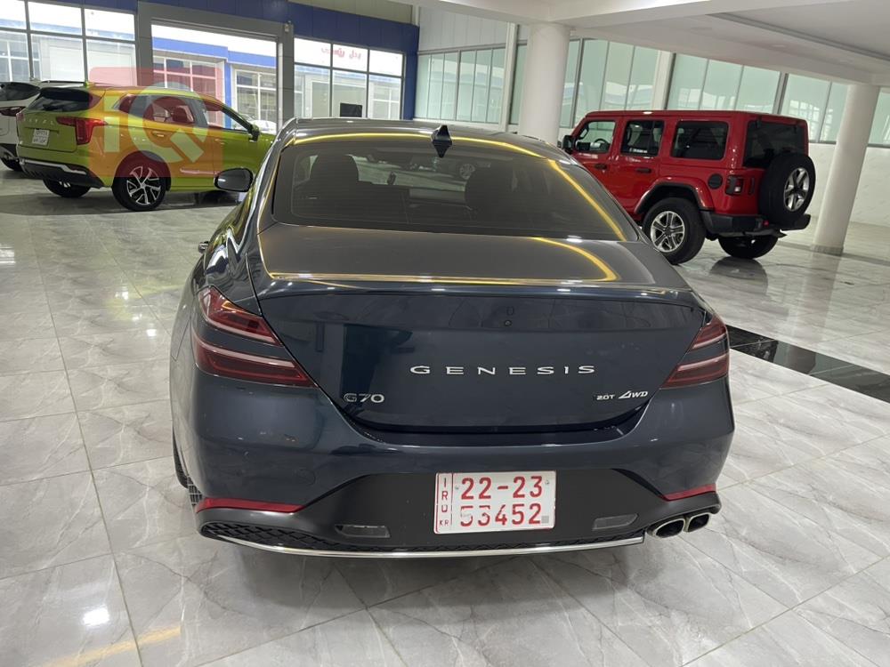 Genesis G70